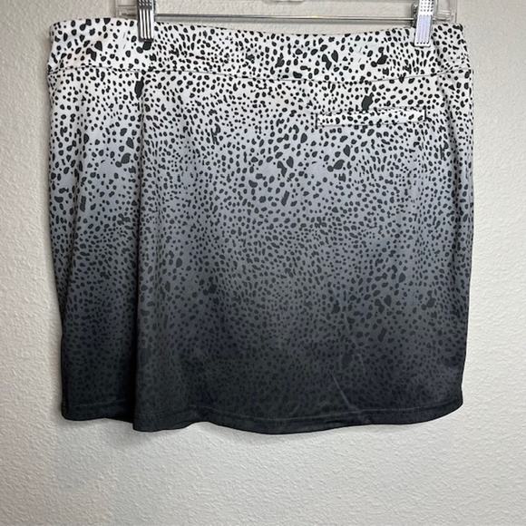 Pebble Beach NEW Dry-Luxe Performance Leopard Ombre Golf Skort Size Large - Picture 3 of 11